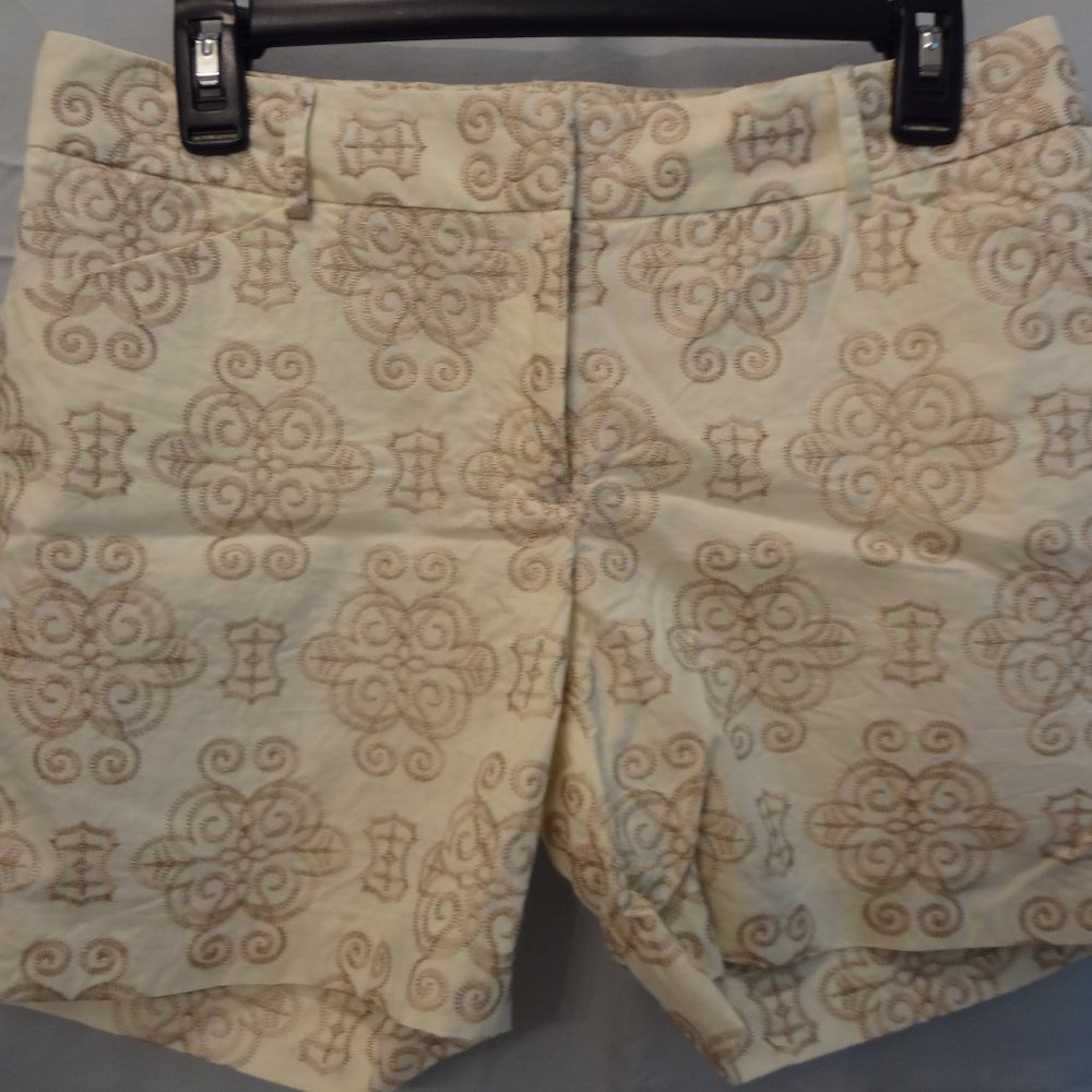 Antonio Melani Shorts, size 6
